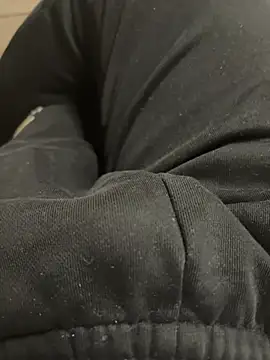 daubine46 online show from 2, 4, 2026