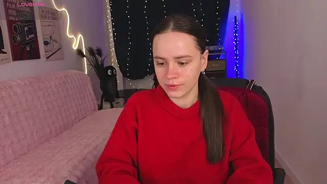 Snapshot of Emillias chatting on 10, 2, 2026 Emillias online show from 10, 2, 2026