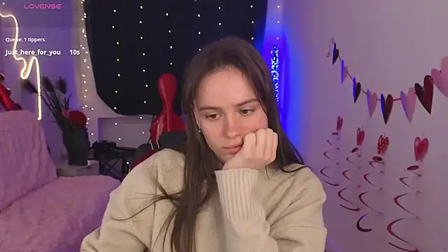 Snapshot of Emillias chatting on 16, 2, 2026 Emillias online show from 16, 2, 2026