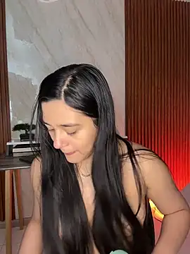 Snapshot of floriamANDjazmin chatting on 4, 5, 2026 floriamANDjazmin online show from 4, 5, 2026
