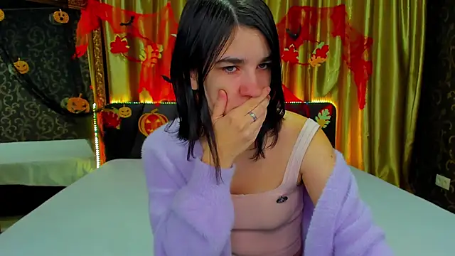  Polly Love  online show from 2, 11, 2025