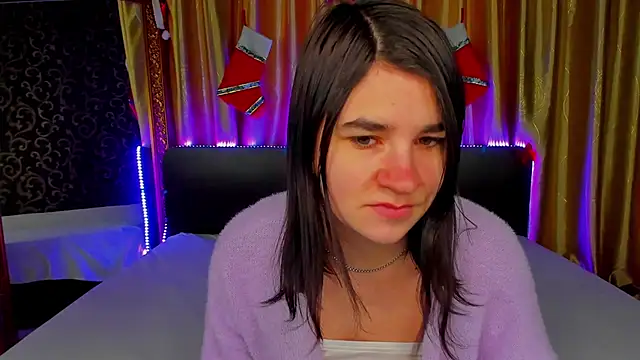  Polly Love  online show from 2, 2, 2026