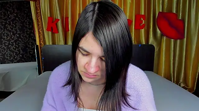  Polly Love  online show from 10, 2, 2026