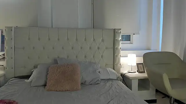 Gabycutee online show from 19, 1, 2025