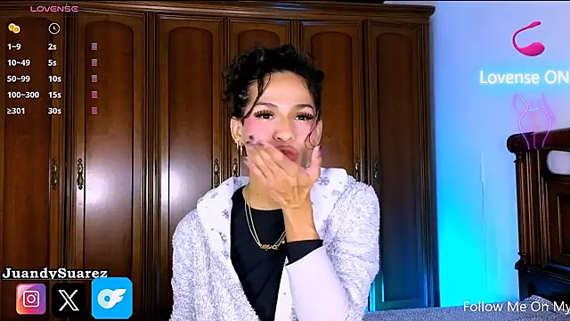 Snapshot of Abby_bella09 chatting on 1, 11, 2025 Abby bella09 online show from 1, 11, 2025