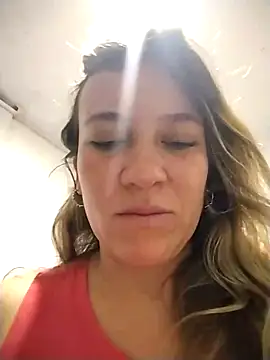 Snapshot of ELEKTRA-LUXURY chatting on 12, 3, 2025 ELEKTRA-LUXURY online show from 12, 3, 2025