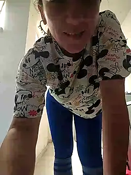 Snapshot of ELEKTRA-LUXURY chatting on 17, 3, 2025 ELEKTRA-LUXURY online show from 17, 3, 2025