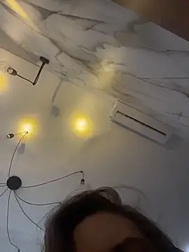 Holly Molii online show from 26, 3, 2026