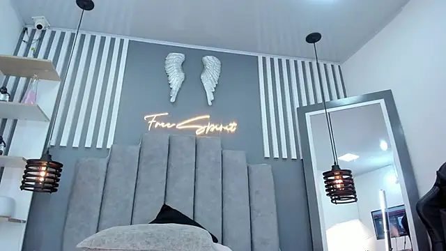 Sofi ramos online show from 18, 12, 2024