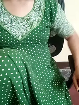 yourtamilcouple online show from 5, 2, 2025