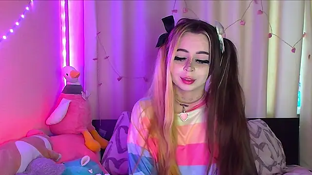 Snapshot of suemeow chatting on 23, 2, 2025 suemeow online show from 23, 2, 2025