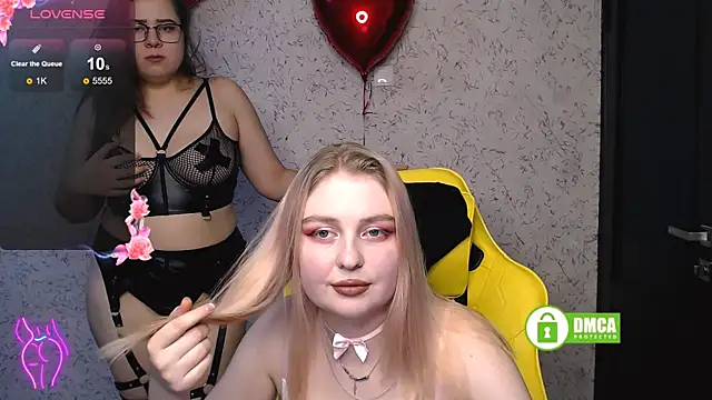 Snapshot of EvaAndLilith chatting on 14, 2, 2025 EvaAndLilith online show from 14, 2, 2025