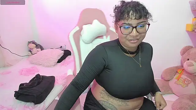 Snapshot of im_angels77 chatting on 17, 9, 2025 im angels77 online show from 17, 9, 2025