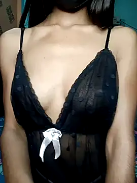 poojaji690 online show from 1, 2, 2025