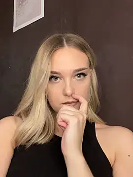 Alisa Rise online show from 23, 11, 2025