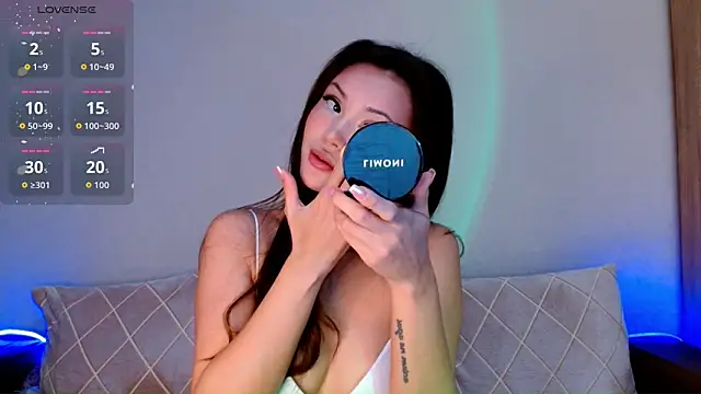 Min Jee  online show from 16, 9, 2025