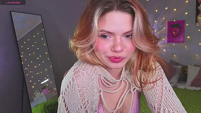 Red  Candy online show from 20, 5, 2026