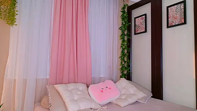 Snapshot of Zafiiro_Blue chatting on 20, 11, 2025 Zafiiro Blue online show from 20, 11, 2025