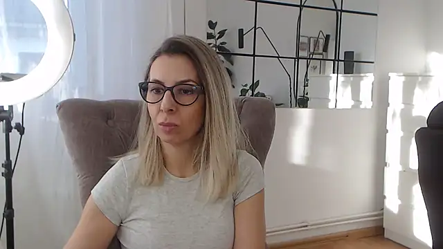 Snapshot of SukyGirl chatting on 27, 1, 2025 SukyGirl online show from 27, 1, 2025