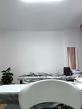 Snapshot of SukyGirl chatting on 8, 2, 2025 SukyGirl online show from 8, 2, 2025