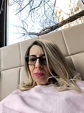 Snapshot of SukyGirl chatting on 10, 2, 2025 SukyGirl online show from 10, 2, 2025