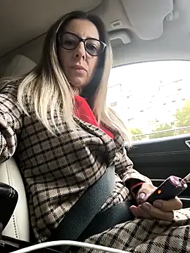 Snapshot of SukyGirl chatting on 29, 9, 2025 SukyGirl online show from 29, 9, 2025