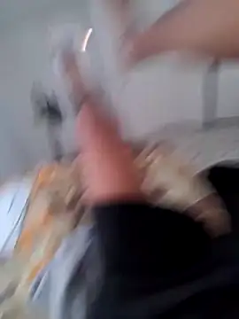 Snapshot of elcobin chatting on 4, 3, 2025 elcobin online show from 4, 3, 2025