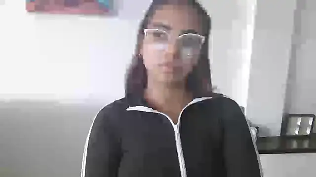 Miapeyton online show from 30, 6, 2026