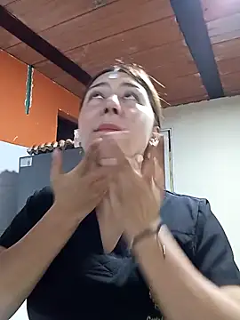 Sara Brownx online show from 7, 4, 2026