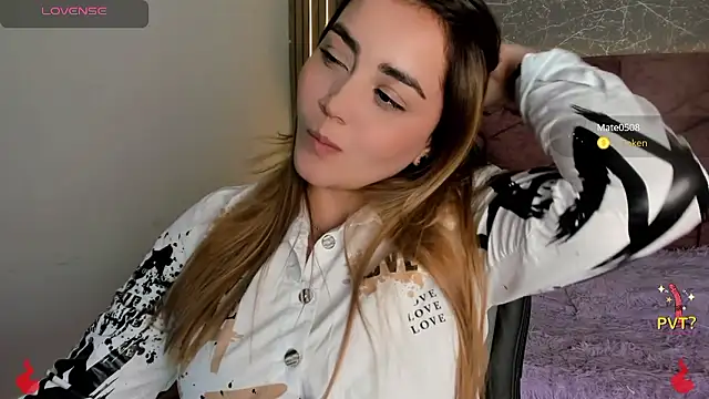 Snapshot of Lucia_star__ chatting on 5, 12, 2024 Lucia star   online show from 5, 12, 2024