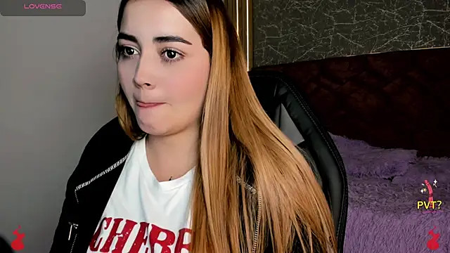 Snapshot of Lucia_star__ chatting on 18, 1, 2025 Lucia star   online show from 18, 1, 2025