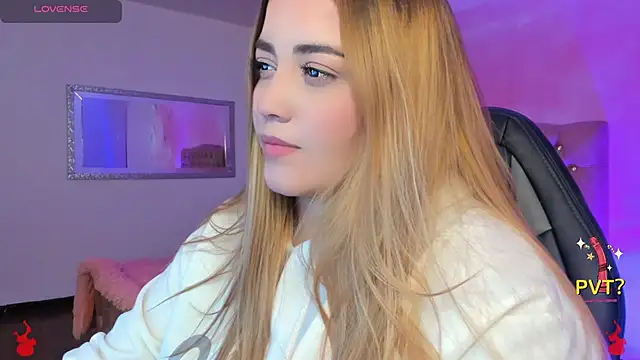 Snapshot of Lucia_star__ chatting on 7, 2, 2025 Lucia star   online show from 7, 2, 2025