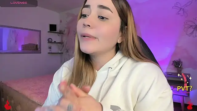 Snapshot of Lucia_star__ chatting on 18, 2, 2025 Lucia star   online show from 18, 2, 2025