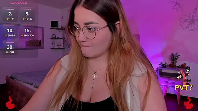 Snapshot of Lucia_star__ chatting on 21, 3, 2025 Lucia star   online show from 21, 3, 2025