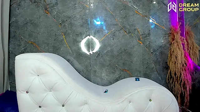 Yourslust  online show from 3, 7, 2026