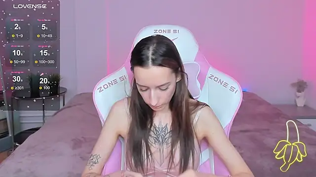 Snapshot of Doris_Scott chatting on 13, 3, 2025 Doris Scott online show from 13, 3, 2025