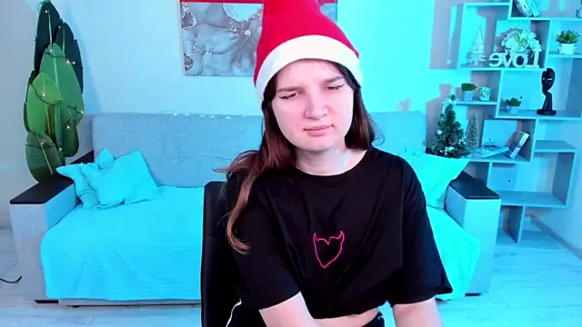 Snapshot of BonneyLove chatting on 6, 1, 2025 BonneyLove online show from 6, 1, 2025