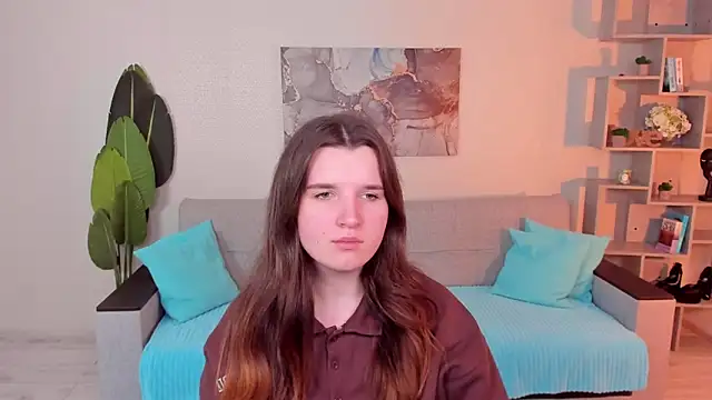 Snapshot of BonneyLove chatting on 4, 12, 2025 BonneyLove online show from 4, 12, 2025