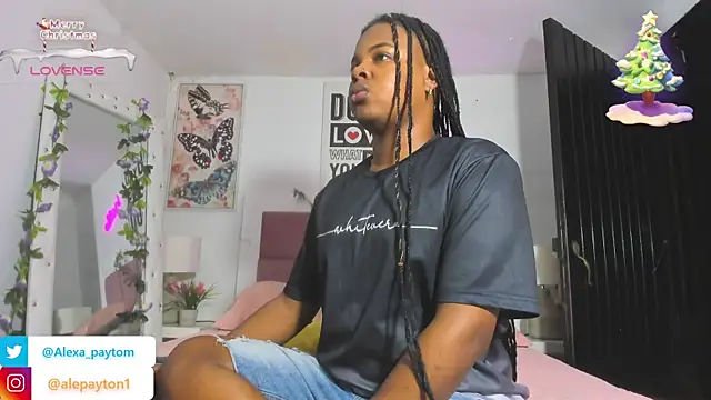 Snapshot of Alexa_paytom1 chatting on 15, 12, 2024 Alexa paytom1 online show from 15, 12, 2024