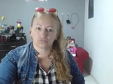 Snapshot of emperabigbootybigass chatting on 13, 2, 2025 emperabigbootybigass online show from 13, 2, 2025