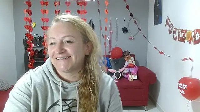 Snapshot of emperabigbootybigass chatting on 17, 2, 2025 emperabigbootybigass online show from 17, 2, 2025