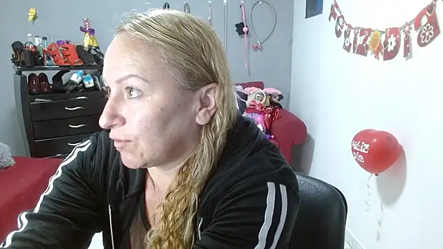 Snapshot of emperabigbootybigass chatting on 26, 2, 2025 emperabigbootybigass online show from 26, 2, 2025