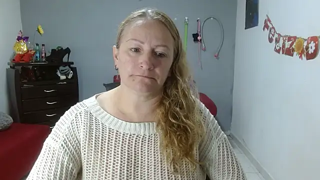 Snapshot of emperabigbootybigass chatting on 4, 3, 2025 emperabigbootybigass online show from 4, 3, 2025