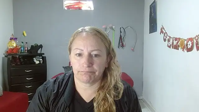 Snapshot of emperabigbootybigass chatting on 5, 3, 2025 emperabigbootybigass online show from 5, 3, 2025