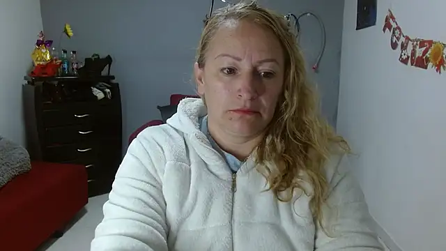 Snapshot of emperabigbootybigass chatting on 6, 3, 2025 emperabigbootybigass online show from 6, 3, 2025