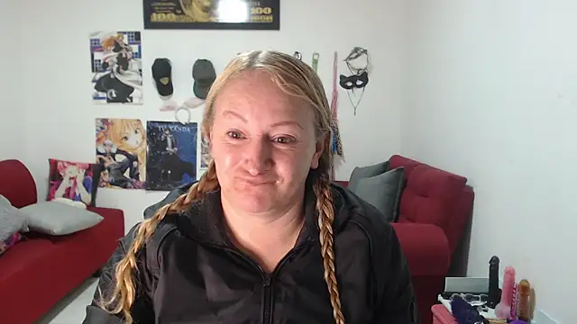 Snapshot of emperabigbootybigass chatting on 22, 9, 2025 emperabigbootybigass online show from 22, 9, 2025