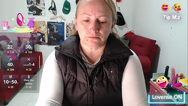 Snapshot of emperabigbootybigass chatting on 28, 10, 2025 emperabigbootybigass online show from 28, 10, 2025