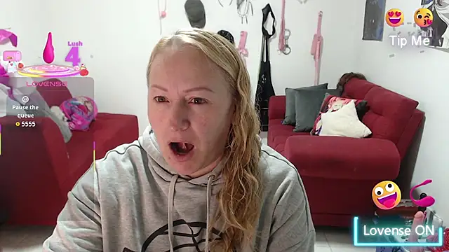 Snapshot of emperabigbootybigass chatting on 24, 11, 2025 emperabigbootybigass online show from 24, 11, 2025