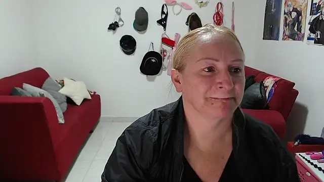 Snapshot of emperabigbootybigass chatting on 6, 1, 2026 emperabigbootybigass online show from 6, 1, 2026