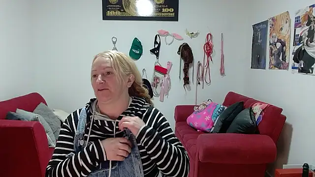 Snapshot of emperabigbootybigass chatting on 9, 1, 2026 emperabigbootybigass online show from 9, 1, 2026